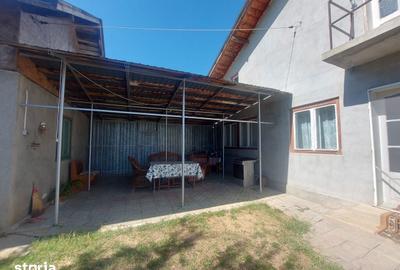 Casă cu 4 camere cu Teren 1052 Mp în Central - 14