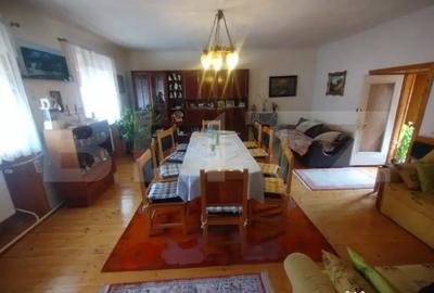 Casă cu 4 camere cu Teren 3000 Mp în Livezile - 4