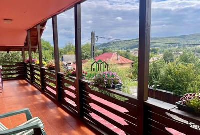 Casă cu 7 camere cu Canalizare în Bunești - 3