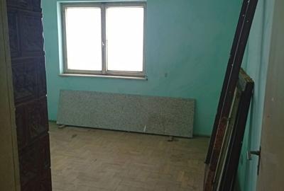 Apartament cu 2 camere decomandat în Roșiori - 5