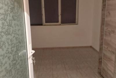 Garsonieră decomandată, mobilată în Sud - 1