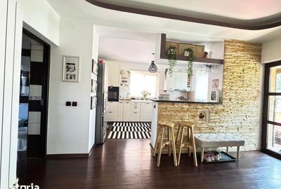 Casă cu 5 camere cu Teren 395 Mp în Central - 12