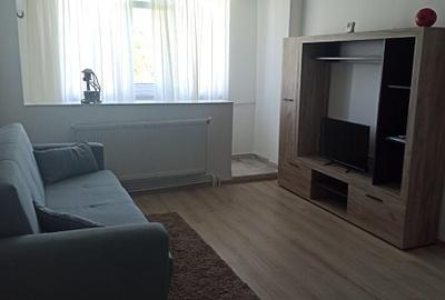 Apartament cu 2 camere semidecomandat în Țiglina 1