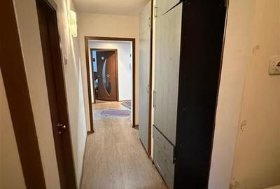 APARTAMENT 3 CAMERE, ETAJ 2, 1 DECEMBRIE - 7