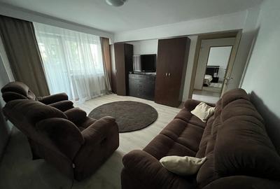 Inchiriez apartament 2 camere, central, Pite?ti strada I.C.Bratianu - 1