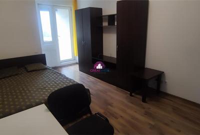 Garsonieră semidecomandată în 1 Decembrie 1918