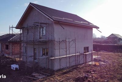 Casă cu 4 camere cu Teren 500 Mp în Central - 4