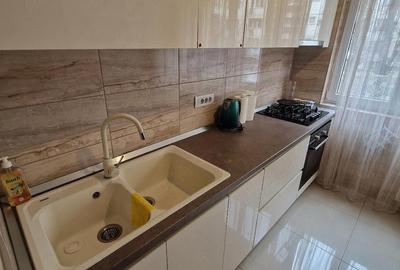 Apartament cu 3 camere decomandat, mobilat în Baba Novac - 2