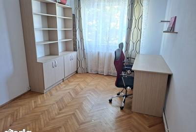 Apartament cu 4 camere decomandat în Gruia - 3