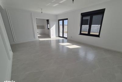 Casă cu 4 camere cu Teren 455 Mp în Central - 13