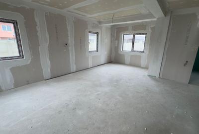 Casă individuală cu 3 camere cu Canalizare în Glina - 9