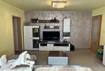 Apartament cu 3 camere, mobilat în Girocului - 1