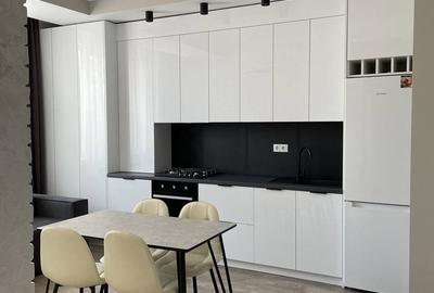 Garsonieră decomandată în Brâncoveanu