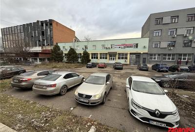 Spațiu comercial, de 645 mp, în Central - 15