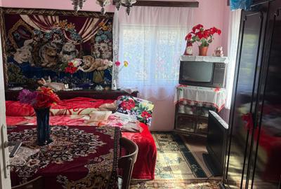 Casă cu 3 camere cu Canalizare în Sisești - 7