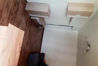 Garsonieră decomandată în Central - 9