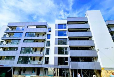 Apartament cu 2 camere decomandat în Tei