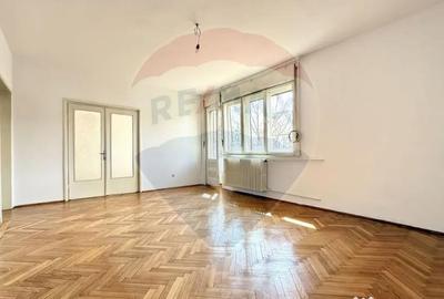 Apartament cu 3 camere decomandat în Andrei Mureșanu - 8