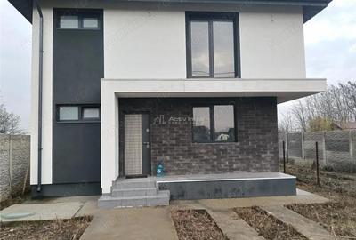 Casă cu 4 camere cu Teren 400 Mp în Buda - 20