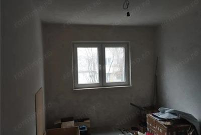 3 camere decomandate Bistrita Lac etaj 1 - 2