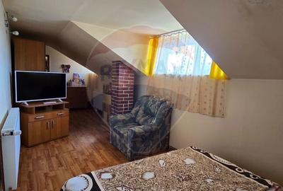 Casă cu 6 camere cu Teren 700 Mp în Central - 4