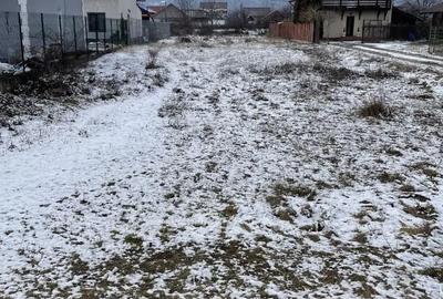 Teren de 1050 mp, în Dumbrava - 1