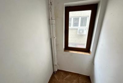 Apartament cu 3 camere semidecomandat în Polonă - 14