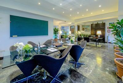 Casă cu 10 camere cu Teren 4000 Mp în Creața - 14