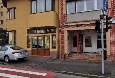 Particular inchiriez spatiu comercial sau de birouri in mun Brasov - 2