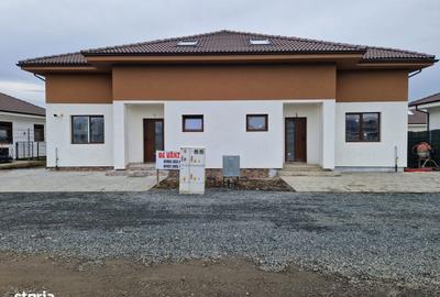 Casă cu 4 camere cu Teren 250 Mp în Bucovăț - 14