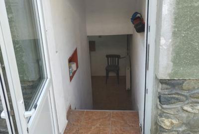 Casă cu 4 camere în Lotrioara - 8