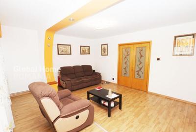 4 Camere 1 Mai-Titulescu | 105 mp | An 1982 | Vedere spate | - 7