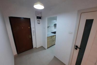 Apartament cu 3 camere semidecomandat în Tineretului - 4