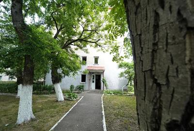 Inchiriez pe termen lung,gars 11,20 mp,langa Universitatea Oradea Inchiriez pe termen lung,gars 11,20 mp,langa Universitatea Oradea - 9