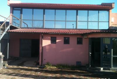 Spațiu comercial, de 260 mp, în Central - 1