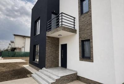 Casă individuală cu 4 camere cu Canalizare în Domnești - 9