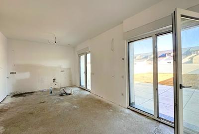 Casă individuală cu 4 camere cu Canalizare în Sânpetru - 11