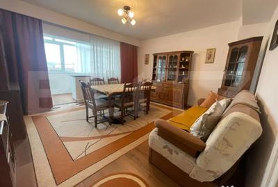 Apartament cu 3 camere decomandat în Central - 1