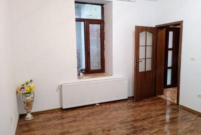 Casă cu 2 camere cu Teren 50.5 Mp în Traian - 12