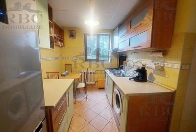 Apartament 3 camere   cu parcare zona  Parcul Detunata - 2