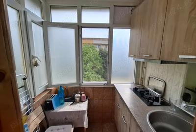 Apartament 2 camere decomandat Str Dacia - 2