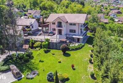 Casă cu 4 camere în Central - 20