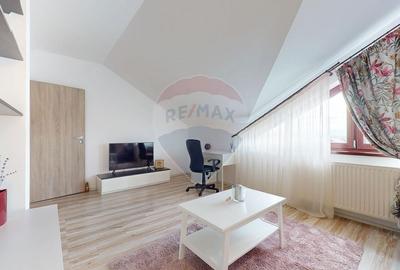 Apartament cu 2 camere decomandat, mobilat în Tractorul - 7