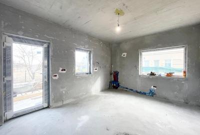 Duplex cu 4 camere cu Canalizare în Moșnița Veche - 4