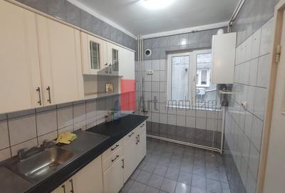 Str. Baciului vanzare apartament decomandat 3 camere cu centrala - 4
