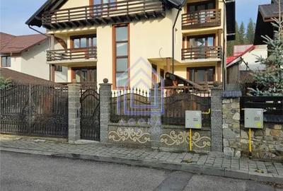 Casă cu 7 camere cu Teren 300 Mp în Central - 18