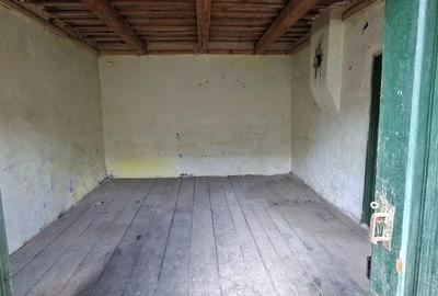 Casă cu 4 camere cu Teren 3000 Mp în Central - 8