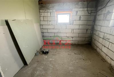 Nou! Sp. comercial P M, S=236 mp. teren 795 mp, zona T. Vlad - 1