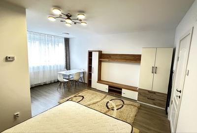 Garsonieră decomandată în Central - 1