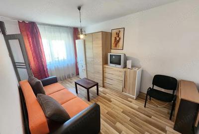 Garsonieră decomandată în Aradului